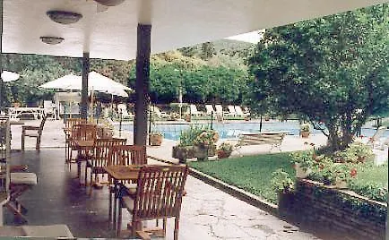Country house Arresi *